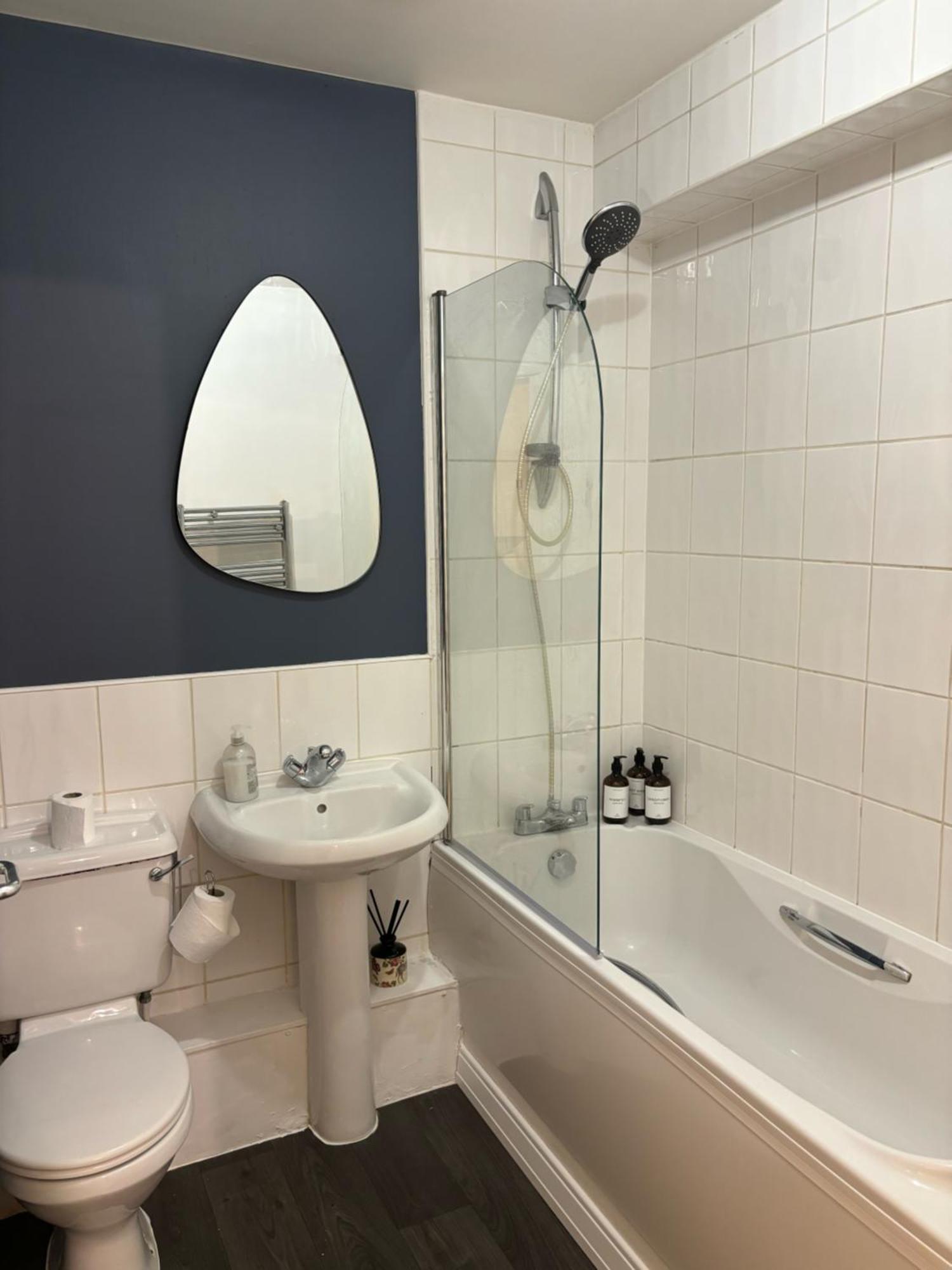 Modern 2 Bdr Flat In Nottingham City Centre With Free Parking Zewnętrze zdjęcie