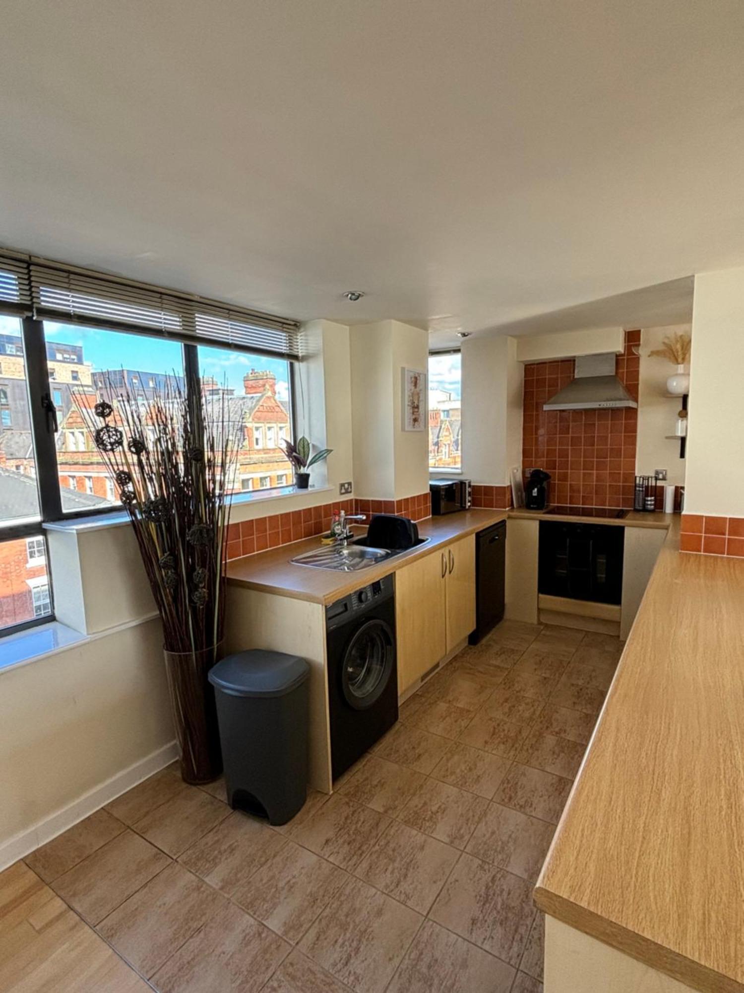 Modern 2 Bdr Flat In Nottingham City Centre With Free Parking Zewnętrze zdjęcie